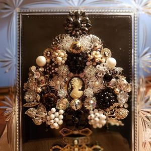Vintage jewelery